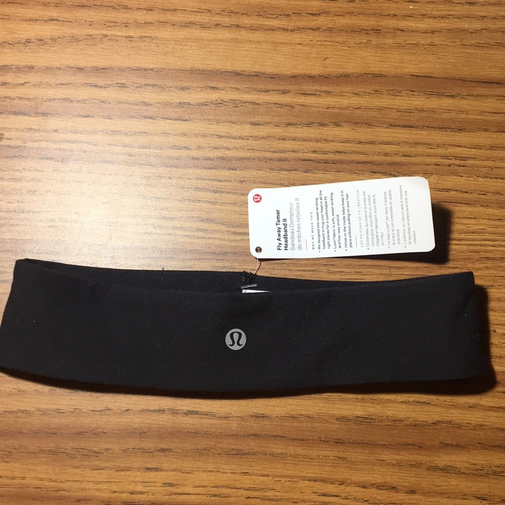 NWT Lululemon Headband